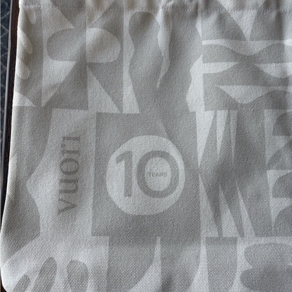 Vuori 10 year Anniversary Patterned Tote Bag - Picture 2 of 9